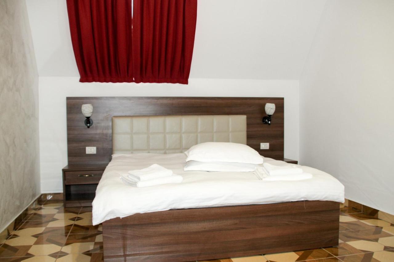 Hotel Corina Borşa 외부 사진