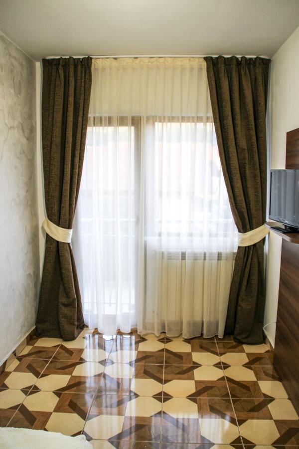Hotel Corina Borşa 외부 사진